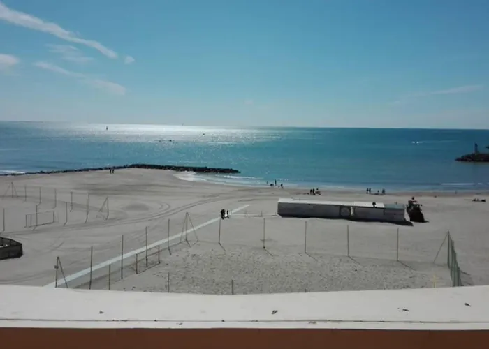 Elegant 120m With Balcony Near The Apartament *