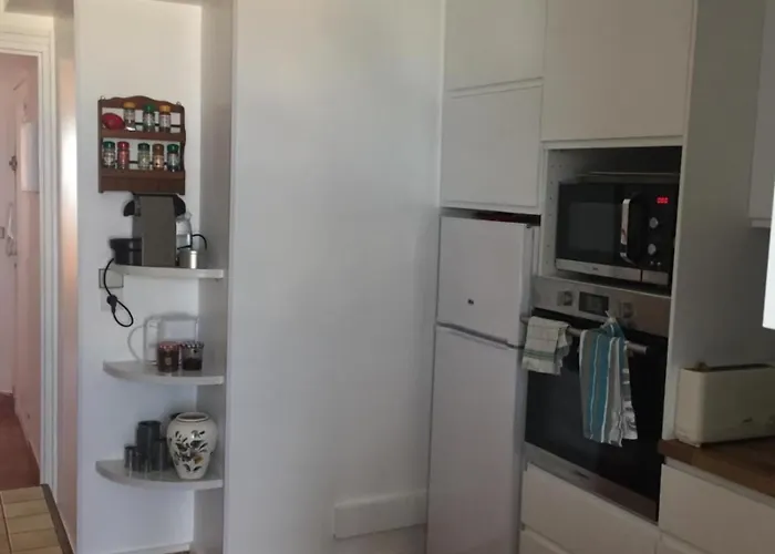 Elegant 120m With Balcony Near The Palavas-les-Flots