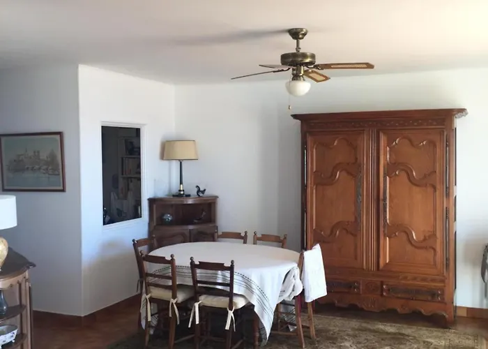 Elegant 120m With Balcony Near The Palavas-les-Flots
